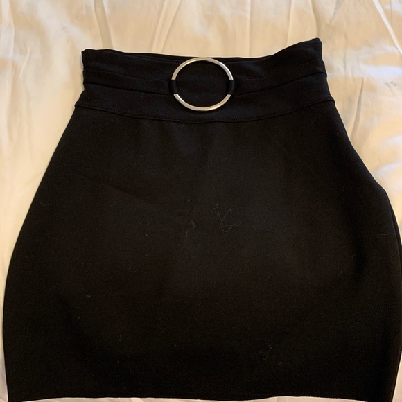 High waisted skirt. - Picture 2 of 2